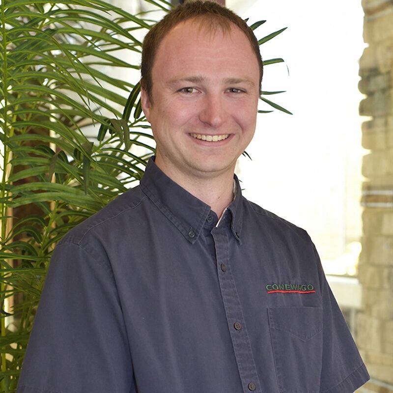 Headshots-4-8-22-Eric Headshots-4-8-22-Eric